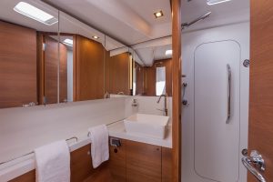 Pilot Saloon 58