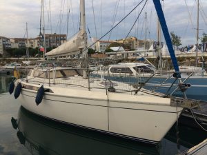 A vendre Dériveur espace 1000 Prix :  37000